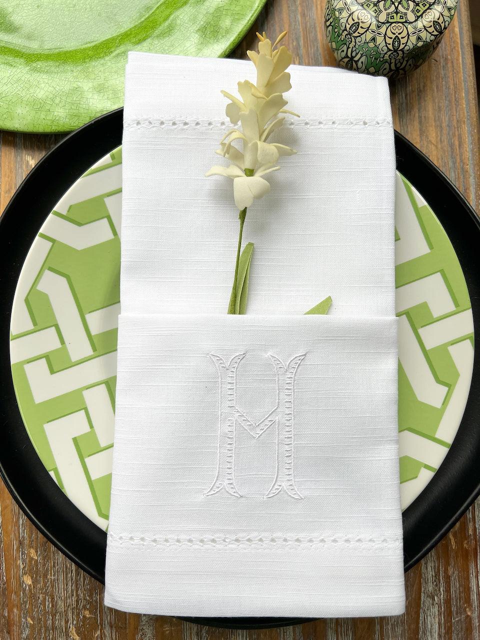https://whitetulipembroidery.com/cdn/shop/products/baroque-monogrammed-embroidered-cloth-napkins-white-tulip-embroidery-2.jpg?v=1676310682
