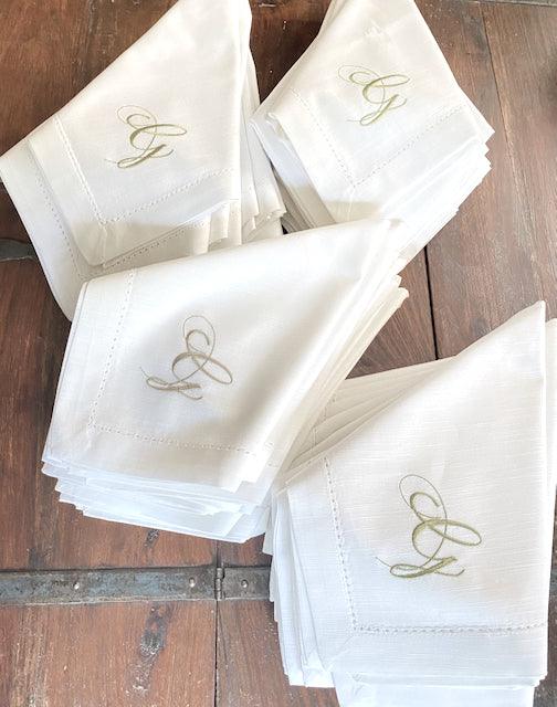 Bliss Monogrammed Cloth Dinner Napkins - Set of 4 napkins - White Tulip Embroidery