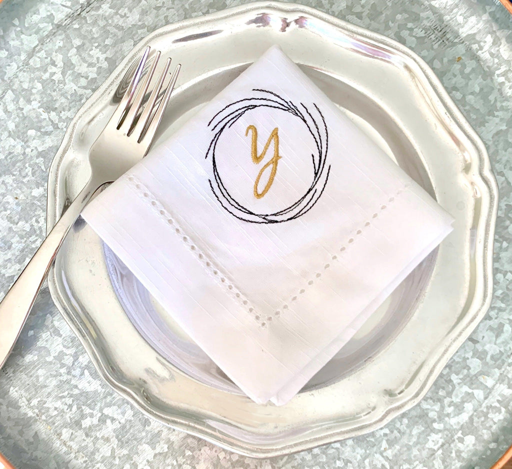Branch Monogrammed Cloth Dinner Napkins - Set of 4 napkins - White Tulip Embroidery
