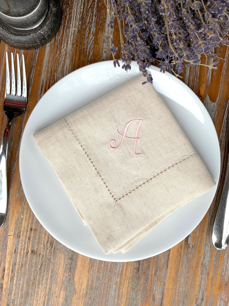 Curly Monogrammed Embroidered Cloth Napkins - Set of 4 napkins - White Tulip Embroidery