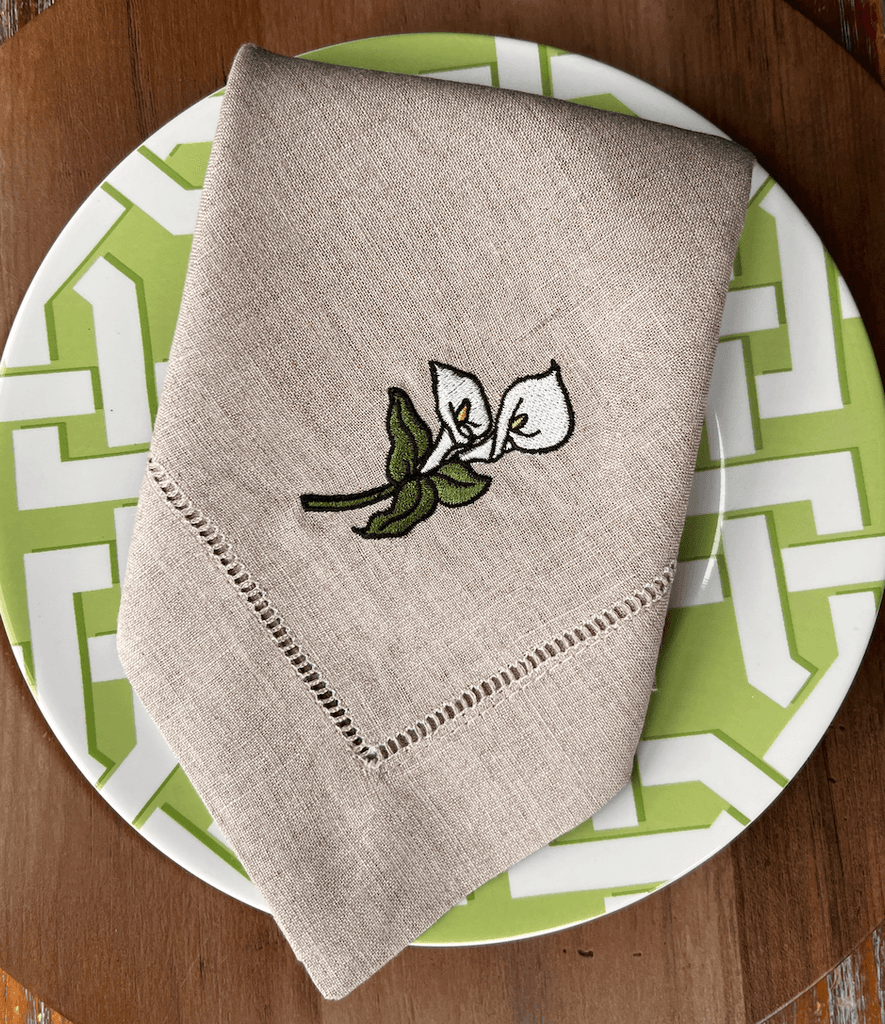 Easter Lily Flower Embroidered Cloth Napkins - Set of 4 napkins - White Tulip Embroidery