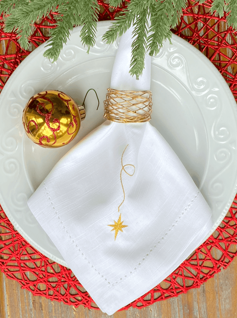 Falling Star Cloth Christmas Napkins - Set of 4 napkins - White Tulip Embroidery
