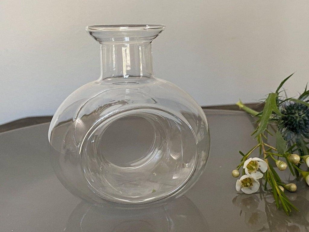 Glass Vase Napkin Rings, Set of 6, Flower Vase napkins rings, Floral napkin rings, bud vase table decor, bud vase napkin rings - White Tulip Embroidery