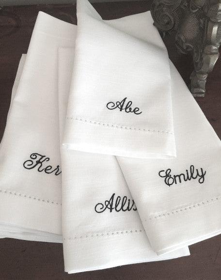 Personalized Wedding Party Monogrammed Name Napkins, Set of 4 names napkins - White Tulip Embroidery