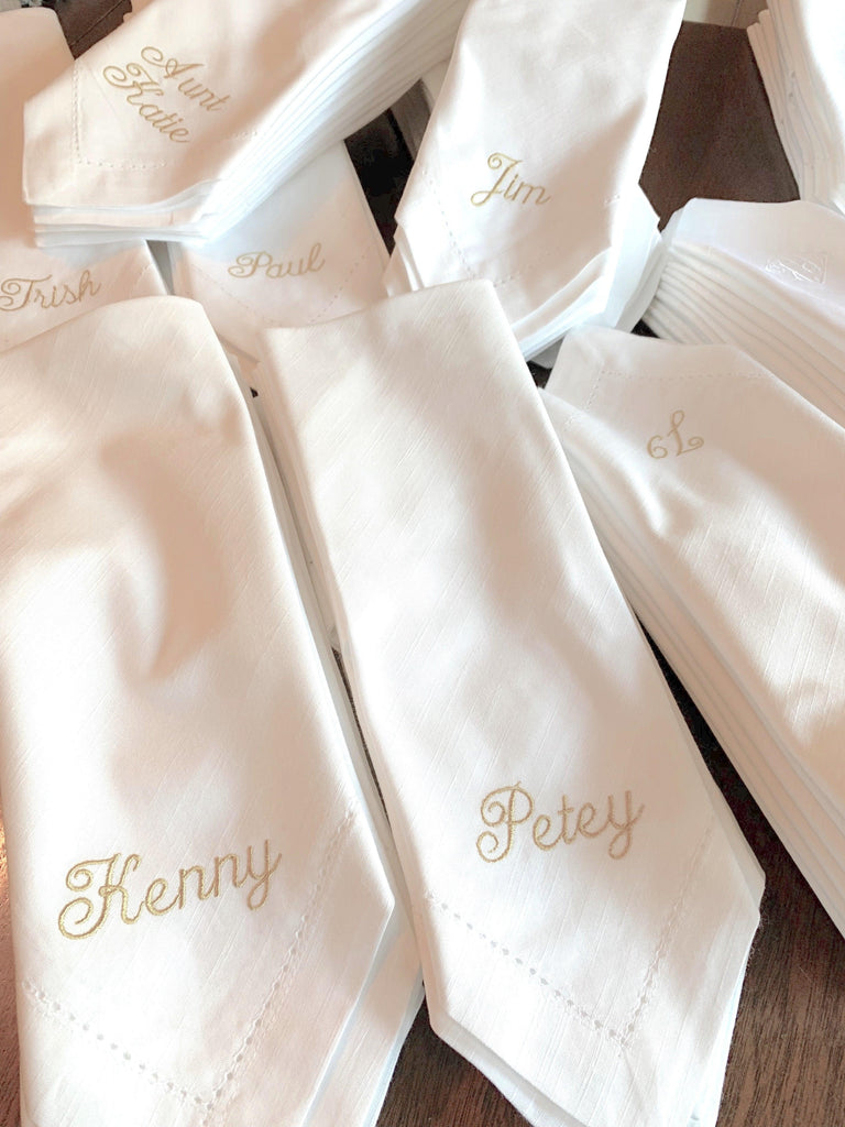 Personalized Wedding Party Monogrammed Name Napkins, Set of 4 names napkins - White Tulip Embroidery