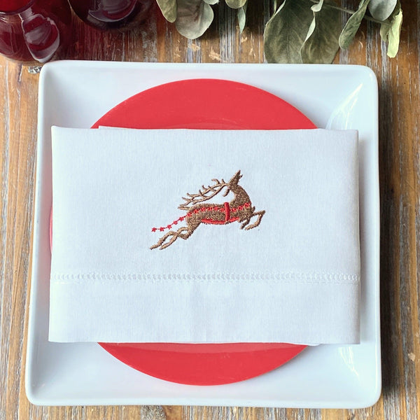 Reindeer Christmas Embroidered Cloth Napkins - Set of 4 napkins – White  Tulip Embroidery