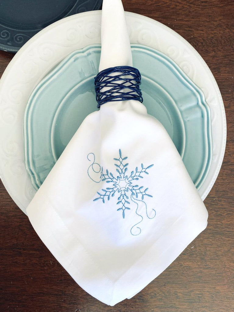 Snowflake Cloth Napkins - Set of 4 napkins - White Tulip Embroidery