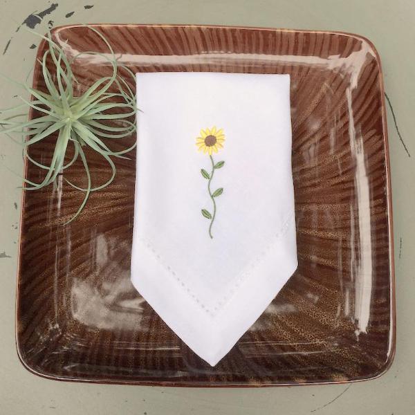Sunflower Embroidered Cloth Napkins - Set of 4 flower napkins - White Tulip Embroidery