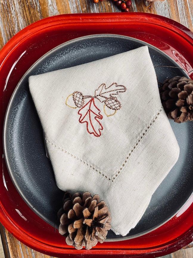 Thanksgiving Acorn Cloth Napkins - Set of 4 napkins - White Tulip Embroidery