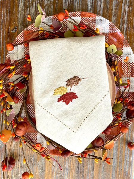 https://whitetulipembroidery.com/cdn/shop/products/thanksgiving-leaves-cloth-napkins-set-of-4-napkins-white-tulip-embroidery-1_grande.jpg?v=1676307078