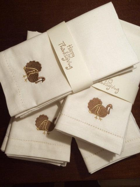 Traditional Thanksgiving Turkey Cloth Dinner Napkins - Set of 4 napkin –  White Tulip Embroidery