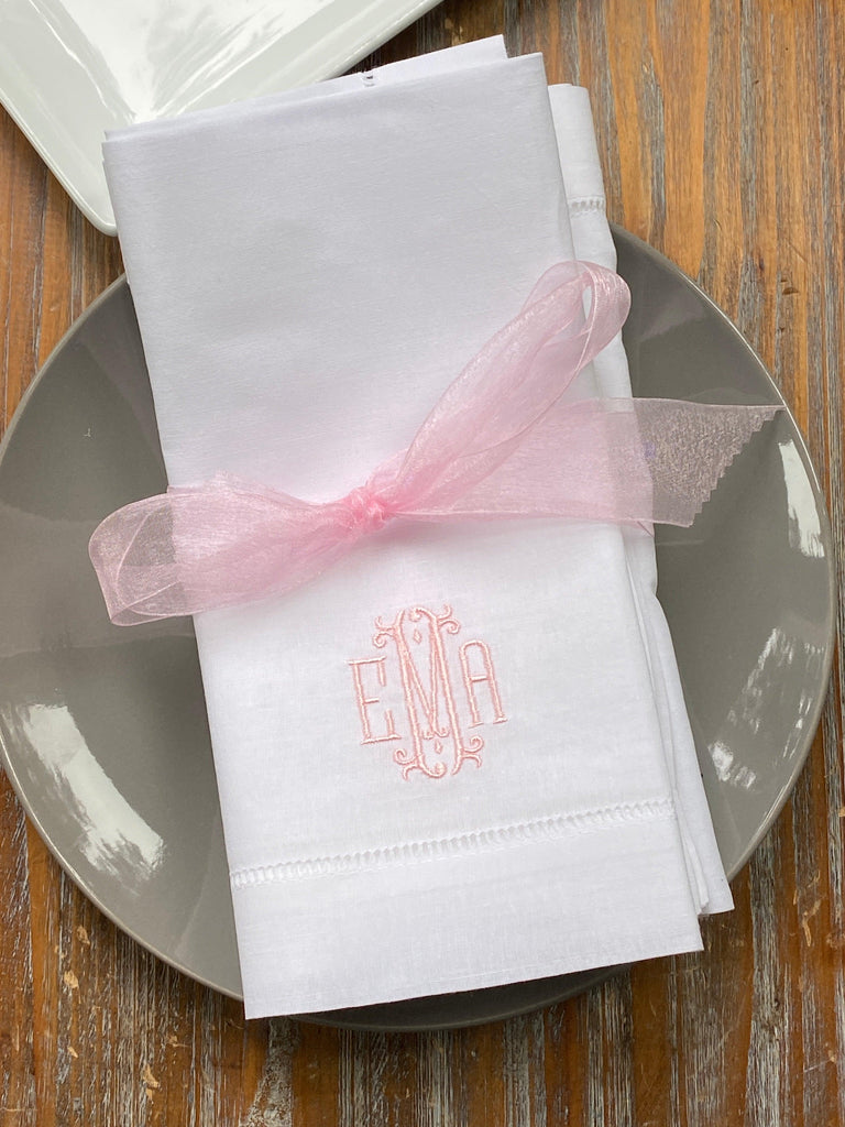 Venice Monogrammed Cloth Dinner Napkins - Set of 4 napkins - White Tulip Embroidery